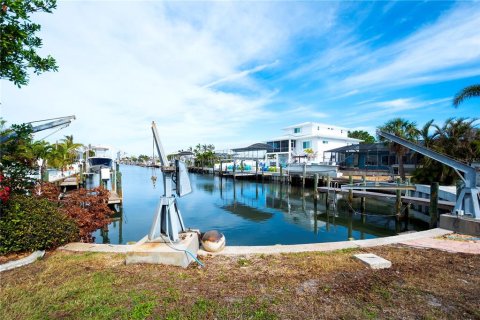 Villa ou maison à vendre à Bradenton, Floride: 4 chambres, 188.03 m2 № 1570858 - photo 4