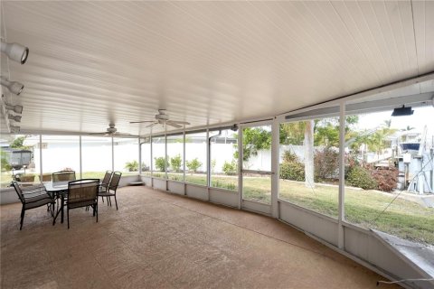 Villa ou maison à vendre à Bradenton, Floride: 4 chambres, 188.03 m2 № 1570858 - photo 27