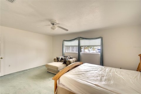 Villa ou maison à vendre à Bradenton, Floride: 4 chambres, 188.03 m2 № 1570858 - photo 10