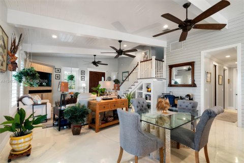 House in Key Largo, Florida 2 bedrooms № 2003152 - photo 15