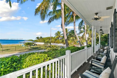 House in Key Largo, Florida 2 bedrooms № 2003152 - photo 11