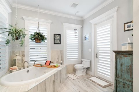 House in Key Largo, Florida 2 bedrooms № 2003152 - photo 18