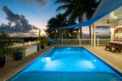 House in Key Largo, Florida 2 bedrooms № 2003152 - photo 12