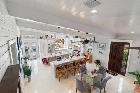 House in Key Largo, Florida 2 bedrooms № 2003152 - photo 25