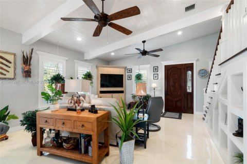 House in Key Largo, Florida 2 bedrooms № 2003152 - photo 10