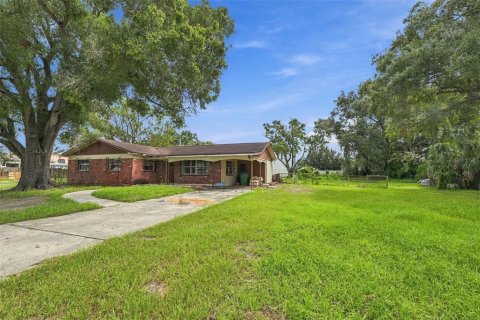 Casa en venta en Tampa, Florida, 4 dormitorios, 120.4 m2 № 2385663 - foto 4