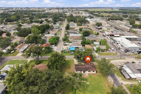Casa en venta en Tampa, Florida, 4 dormitorios, 120.4 m2 № 2385663 - foto 9
