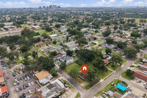 Casa en venta en Tampa, Florida, 4 dormitorios, 120.4 m2 № 2385663 - foto 15