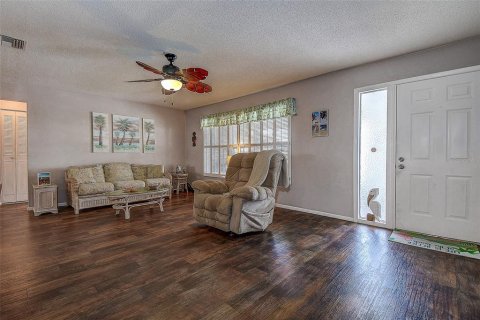 Copropriété à vendre à Pinellas Park, Floride: 2 chambres, 153.2 m2 № 1551308 - photo 9