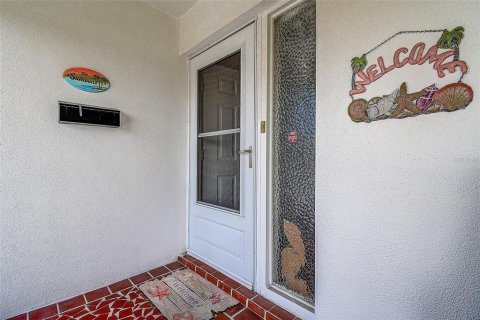 Copropriété à vendre à Pinellas Park, Floride: 2 chambres, 153.2 m2 № 1551308 - photo 6