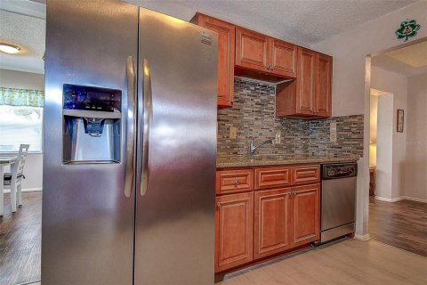Copropriété à vendre à Pinellas Park, Floride: 2 chambres, 153.2 m2 № 1551308 - photo 15