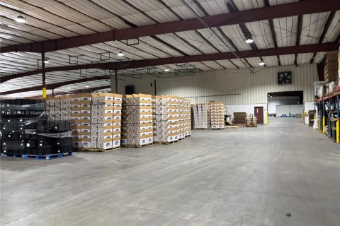 Propiedad comercial en venta en Clewiston, Florida № 1973362 - foto 30