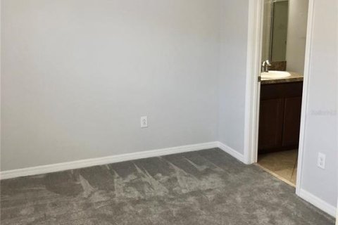 Adosado en alquiler en Tampa, Florida, 2 dormitorios, 101.08 m2 № 2156333 - foto 9