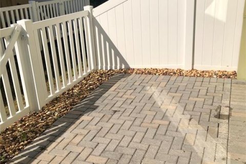 Adosado en alquiler en Tampa, Florida, 2 dormitorios, 101.08 m2 № 2156333 - foto 25