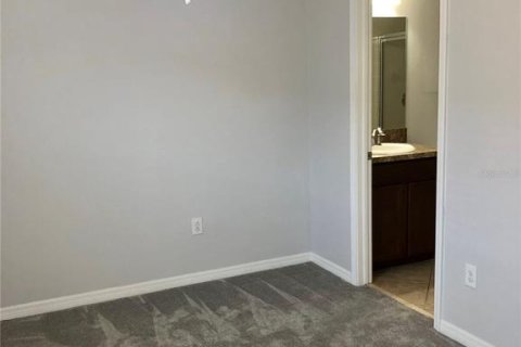 Adosado en alquiler en Tampa, Florida, 2 dormitorios, 101.08 m2 № 2156333 - foto 8