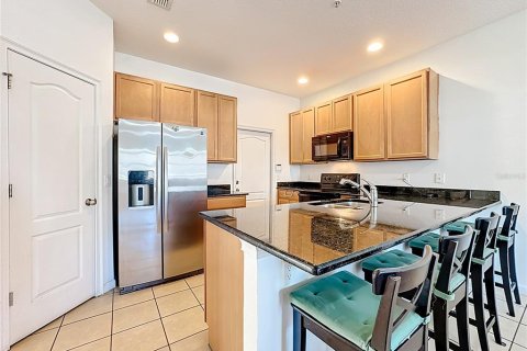 Townhouse in Ocoee, Florida 4 bedrooms, 166.2 sq.m. № 2143420 - photo 7