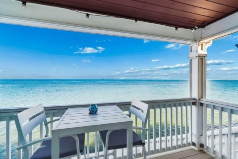 Condo in Saint Petersburg, Florida, 1 bedroom  № 2212136 - photo 6