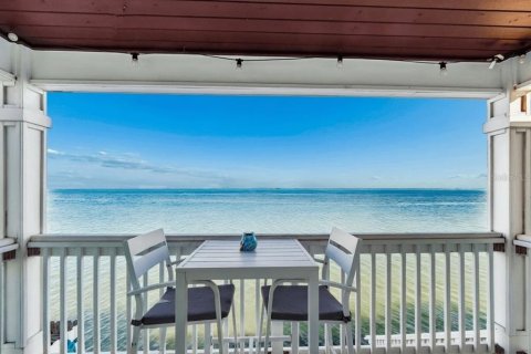Condo in Saint Petersburg, Florida, 1 bedroom  № 2212136 - photo 7