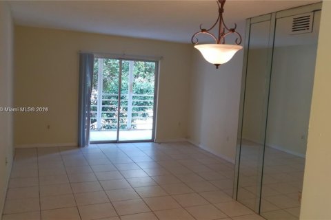 Condo à Deerfield Beach, Floride, 2 chambres  № 2035782