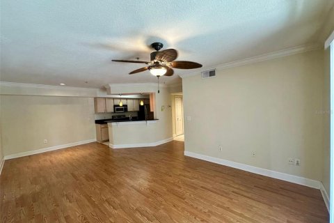 Copropriété à louer à Orlando, Floride: 2 chambres, 94.11 m2 № 2425794 - photo 5