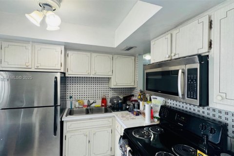 Copropriété à vendre à Hallandale Beach, Floride: 1 chambre, 62.99 m2 № 1985776 - photo 6