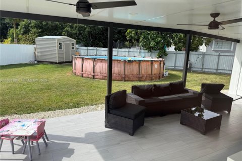 Villa ou maison à louer à Homestead, Floride: 3 chambres, 103.31 m2 № 1976673 - photo 25