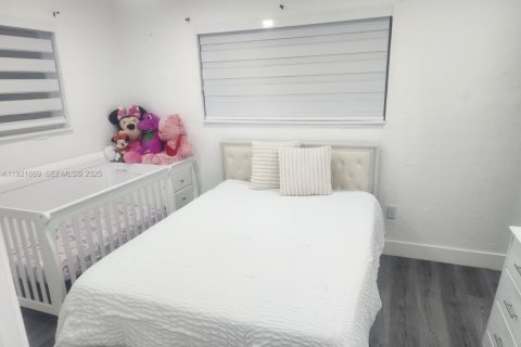 Villa ou maison à louer à Homestead, Floride: 3 chambres, 103.31 m2 № 1976673 - photo 11