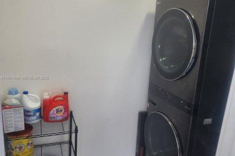 Villa ou maison à louer à Homestead, Floride: 3 chambres, 103.31 m2 № 1976673 - photo 26