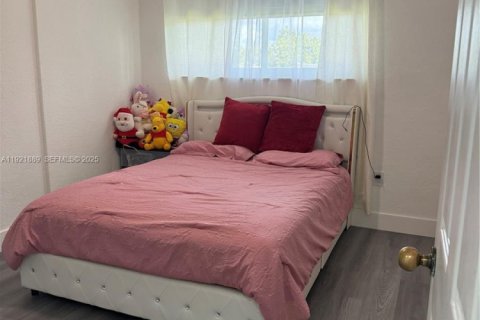 Villa ou maison à louer à Homestead, Floride: 3 chambres, 103.31 m2 № 1976673 - photo 16