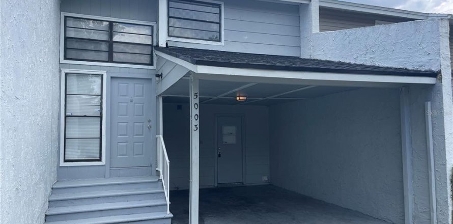 Townhouse in Tampa, Florida 2 bedrooms, 99.31 sq.m. № 1888555