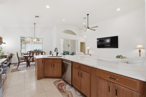 Casa en venta en Port St. Lucie, Florida, 2 dormitorios, 154.31 m2 № 2078279 - foto 16