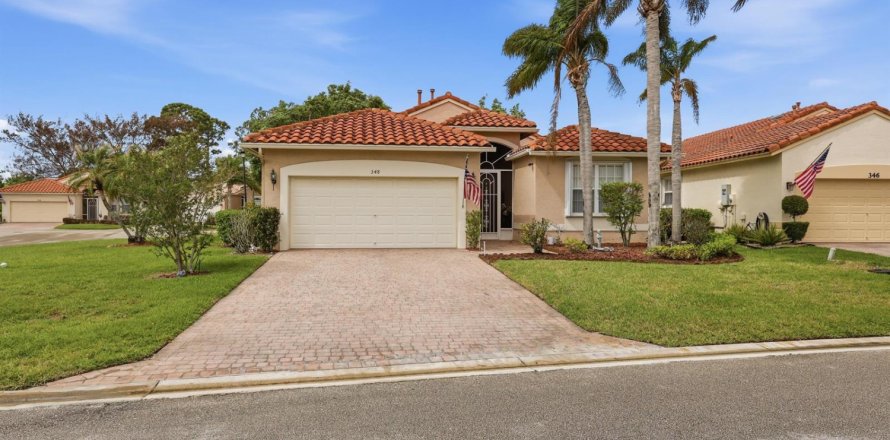 Casa en Port St. Lucie, Florida 2 dormitorios, 154.31 m2 № 2078279