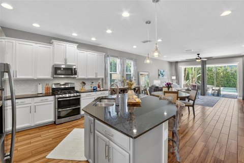 Casa en venta en Fish Hawk, Florida, 4 dormitorios, 246.93 m2 № 1902859 - foto 10