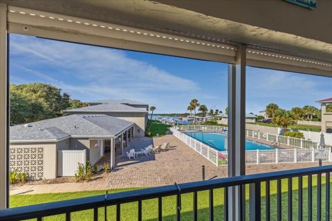 Condo in New Smyrna Beach, Florida, 2 bedrooms  № 2393532 - photo 10
