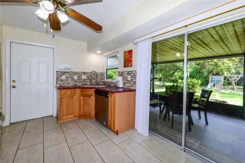 Casa en venta en Punta Gorda, Florida, 2 dormitorios, 114.08 m2 № 1803175 - foto 11
