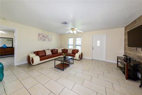 Casa en venta en Punta Gorda, Florida, 2 dormitorios, 114.08 m2 № 1803175 - foto 5