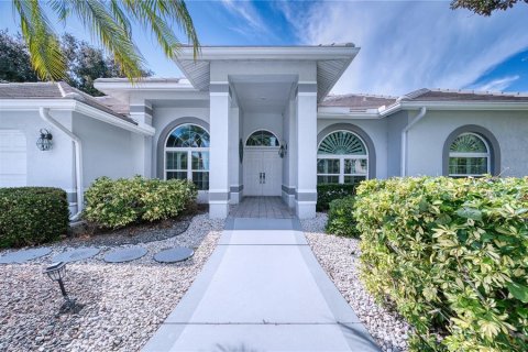 Casa en Bradenton, Florida 3 dormitorios, 266.44 m2 № 2387322