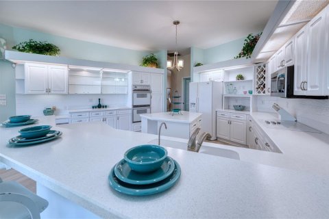 Casa en venta en Bradenton, Florida, 3 dormitorios, 266.44 m2 № 2387322 - foto 4