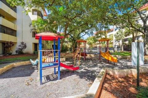 Condominio en venta en Plantation, Florida, 2 dormitorios, 90.12 m2 № 2243358 - foto 29