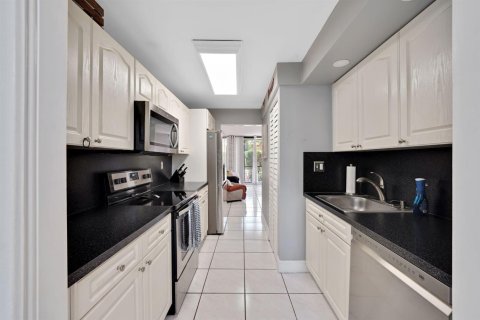 Condominio en venta en Plantation, Florida, 2 dormitorios, 90.12 m2 № 2243358 - foto 4
