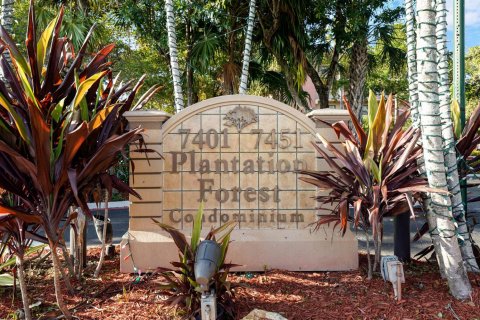Condominio en venta en Plantation, Florida, 2 dormitorios, 90.12 m2 № 2243358 - foto 2