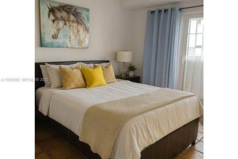 Condominio en venta en Miami Beach, Florida, 1 dormitorio, 82.5 m2 № 2034248 - foto 12