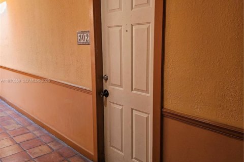 Condominio en venta en Miami Beach, Florida, 1 dormitorio, 82.5 m2 № 2034248 - foto 6