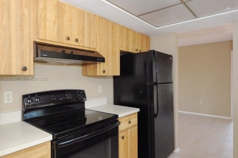 Villa ou maison à louer à Bradenton, Floride: 3 chambres № 2386855 - photo 5