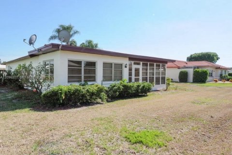 Villa ou maison à louer à Bradenton, Floride: 3 chambres № 2386855 - photo 14