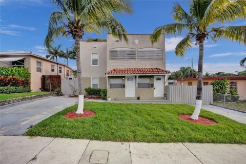 Dúplex en West Palm Beach, Florida 4 dormitorios, 154.78 m2 № 2093743