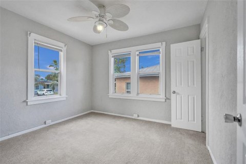Dúplex en venta en West Palm Beach, Florida, 4 dormitorios, 154.78 m2 № 2093743 - foto 27