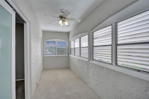 Dúplex en venta en West Palm Beach, Florida, 4 dormitorios, 154.78 m2 № 2093743 - foto 11