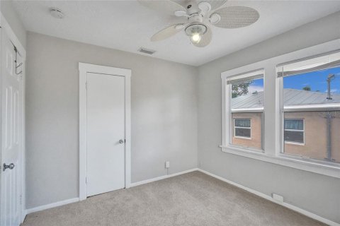 Dúplex en venta en West Palm Beach, Florida, 4 dormitorios, 154.78 m2 № 2093743 - foto 24