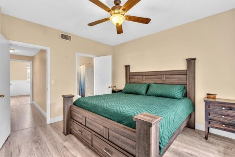Touwnhouse à vendre à Margate, Floride: 2 chambres, 103.12 m2 № 2435469 - photo 20
